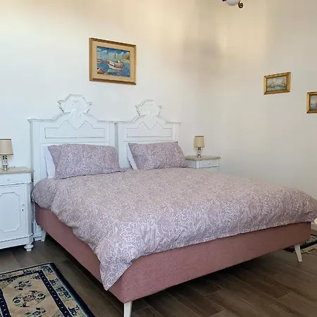 Bed and breakfast 