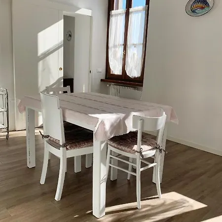 La Cascina Bed & Breakfast Desenzano del Garda
